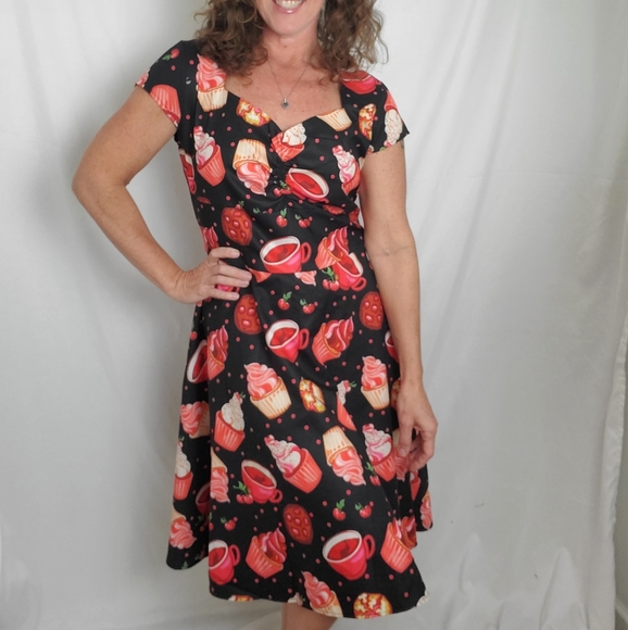 Cupcake hot cocoa retro style holiday Christmas dress - Picture 2 of 10